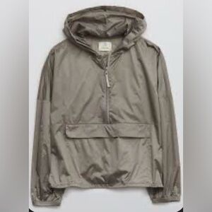 Aerie Offline Shine Windbreaker Size M